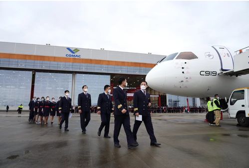國產新翼啟航 中國東航接收全球首架C919，開啟國產大飛機商業運營新篇章